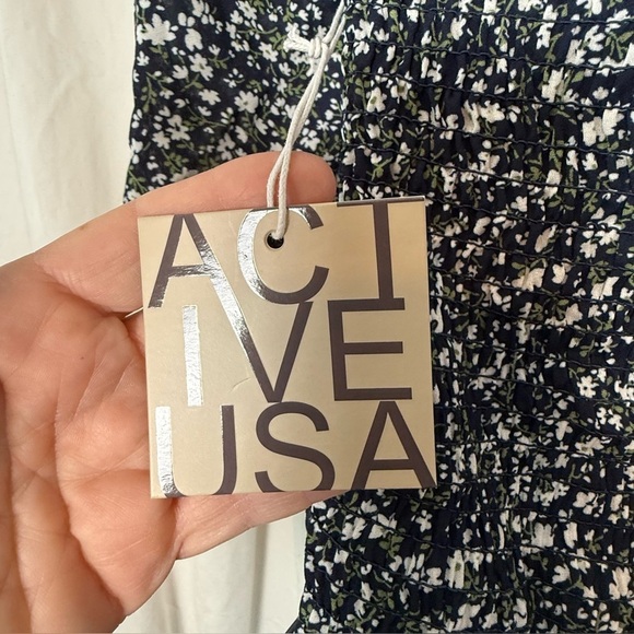 NWT Active USA Women's L 17" PTP STRETCHY Melon Sleeve Accordion Back w/ Buttons - Picture 4 of 9